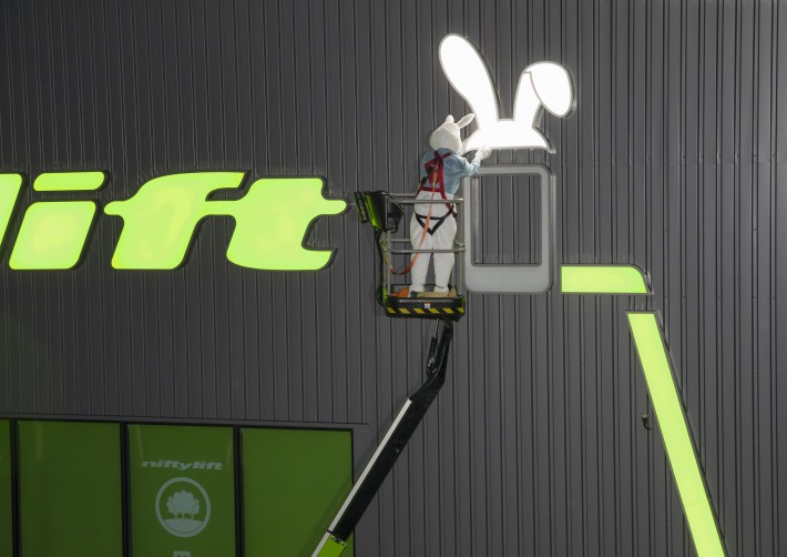 Nifty Easter Bunny Visit